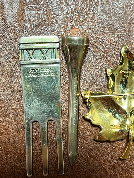 ティファニー　メープルリーフブローチ k18（金・貴金属）の商品画像 - 査定依頼日：2025年8月19日 - 最高査定価格：175,000円