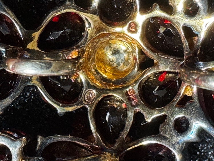 ブローチ（金・貴金属）の商品画像 - 査定依頼日：2026年3月10日 - 最高査定価格：100,000円