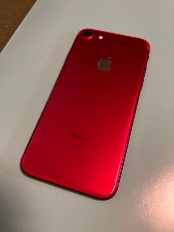 iPhone7 128GB SIMフリー（スマホ）の商品画像 - 査定依頼日：2026年2月19日 - 最高査定価格：2,500円