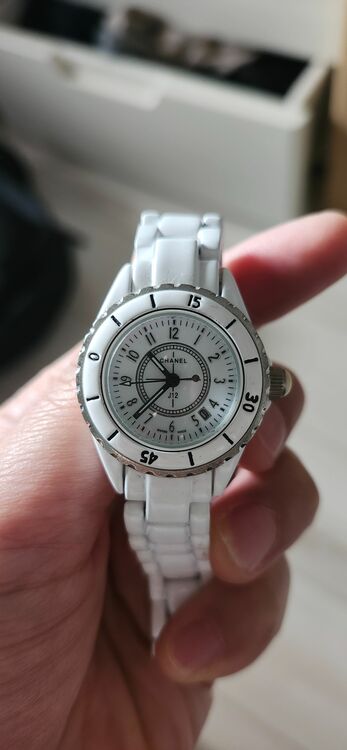 シャネルの時計（高級時計）の商品画像 - 査定依頼日：2025年11月6日 - 最高査定価格：380,000円