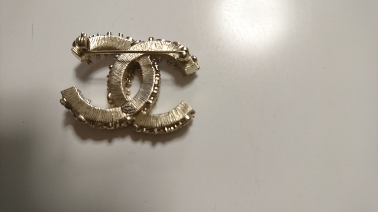 シャネル ブローチ（ブランド財布・小物）の商品画像 - 査定依頼日：2021年7月3日 - 最高査定価格：40,000円