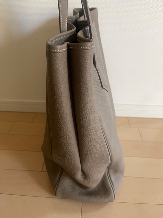 エルメス ヴィクトリア （ブランドバッグ）の商品画像 - 査定依頼日：2025年10月30日 - 最高査定価格：160,000円