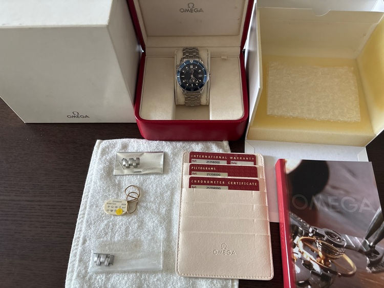 Seamaster Professional GMT（高級時計）の商品画像 - 査定依頼日：2025年7月20日 - 最高査定価格：500,000円