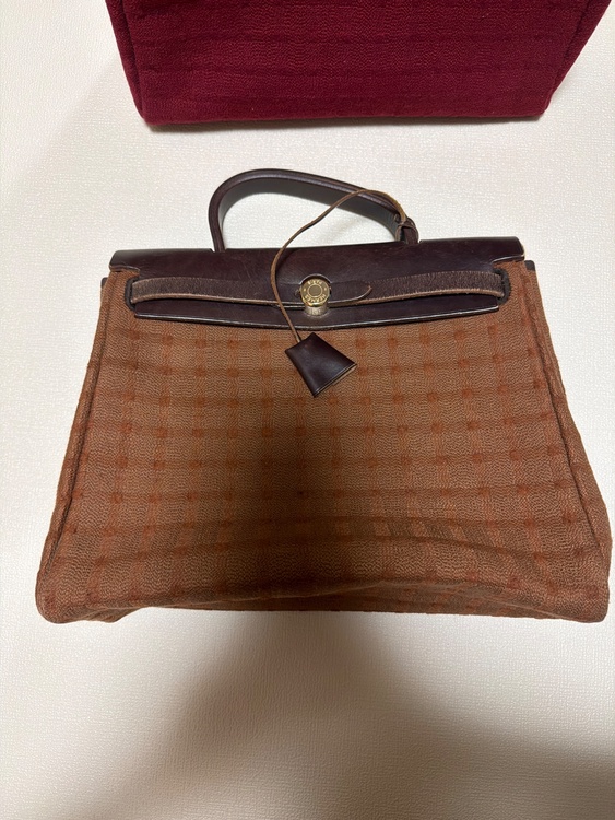 エルメス エールバッグ （ブランドバッグ）の商品画像 - 査定依頼日：2026年4月7日 - 最高査定価格：200,000円