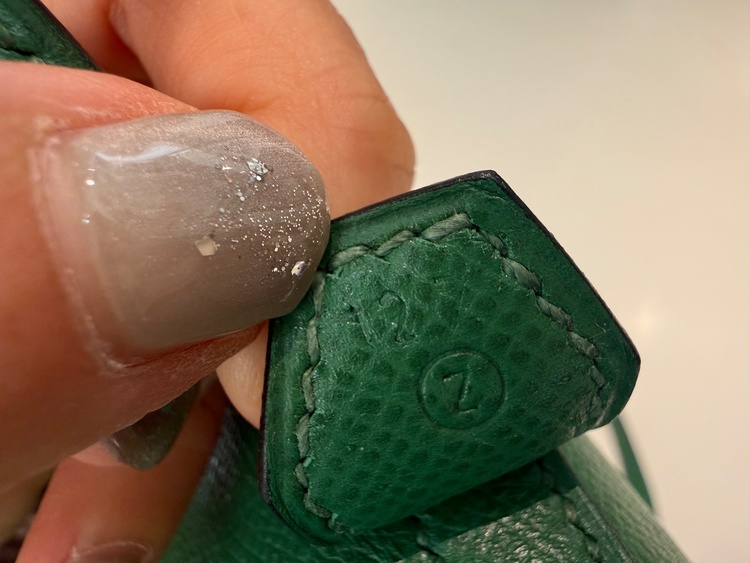 ボリード（ブランドバッグ）の商品画像 - 査定依頼日：2026年1月12日 - 最高査定価格：350,000円