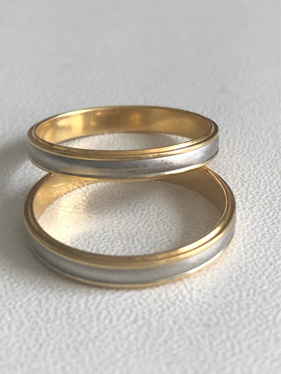 指輪 K18 pt900(2個)（金・貴金属）の商品画像 - 査定依頼日：2025年5月5日 - 最高査定価格：70,000円