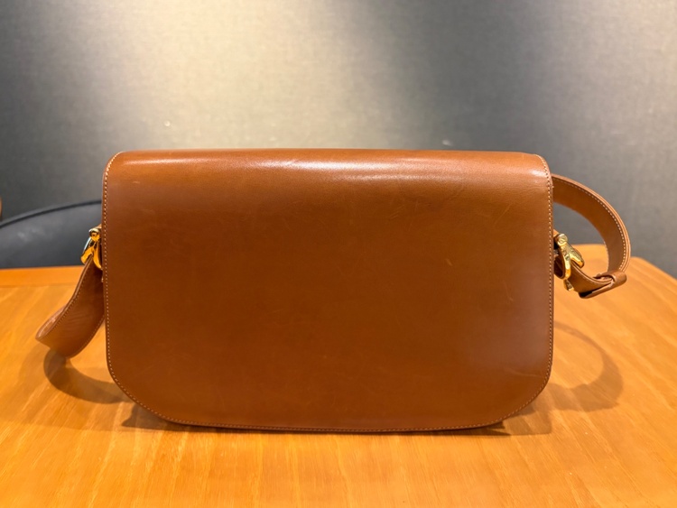 CELINEビンテージ ロゴホース キャリッジショルダー（ブランドバッグ）の商品画像 - 査定依頼日：2026年7月22日 - 最高査定価格：50,000円