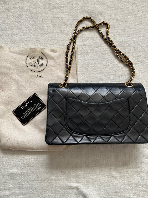 シャネル マトラッセ （ブランドバッグ）の商品画像 - 査定依頼日：2025年1月17日 - 最高査定価格：300,000円
