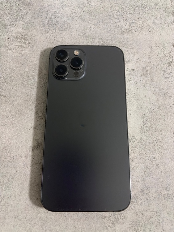 iPhone iPhone 12 Pro Max 128GB au（スマホ）の商品画像 - 査定依頼日：2026年8月29日 - 最高査定価格：39,500円