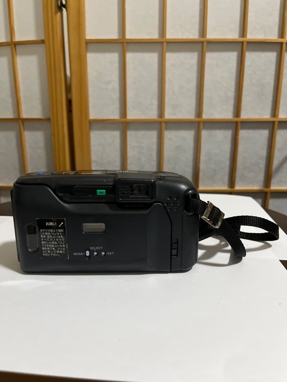 IZM 220（カメラ）の商品画像 - 査定依頼日：2026年7月4日 - 最高査定価格：1,000円