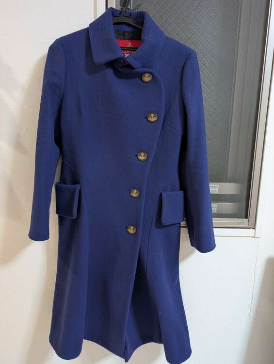 ヴィヴィアンウエストウッド　メルトンコート（古着・ファッション）の商品画像 - 査定依頼日：2025年1月13日 - 最高査定価格：3,000円