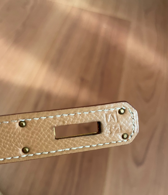 エルメス ケリー （ブランドバッグ）の商品画像 - 査定依頼日：2026年3月30日 - 最高査定価格：2,000,000円