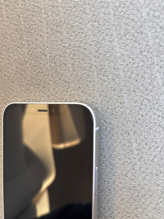 iPhone 12 128GB SIMフリー（スマホ）の商品画像 - 査定依頼日：2026年3月19日 - 最高査定価格：24,000円