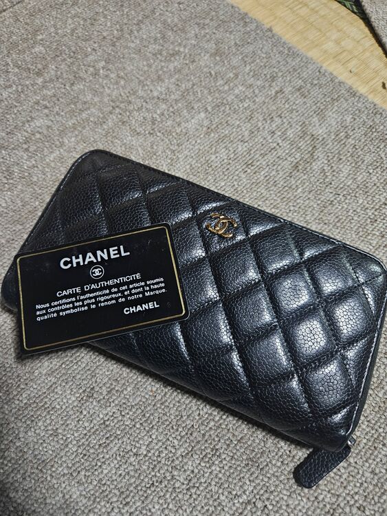 クラシック（ブランド財布・小物）の商品画像 - 査定依頼日：2025年11月7日 - 最高査定価格：18,000円