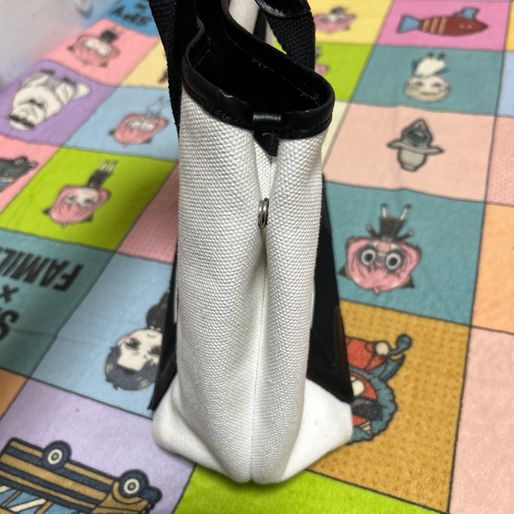 バレンシアガ  （ブランドバッグ）の商品画像 - 査定依頼日：2025年9月22日 - 最高査定価格：50,000円