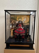 五月人形鎧兜ケース入り真田幸村（美術品・骨董品）の商品画像 - 査定依頼日：2026年4月5日 - 最高査定価格：500円