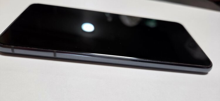 Galaxy Galaxy S21 シリーズ 【docomo】Galaxy S21 5G SC-51B（スマホ）の商品画像 - 査定依頼日：2026年8月20日 - 最高査定価格：13,000円