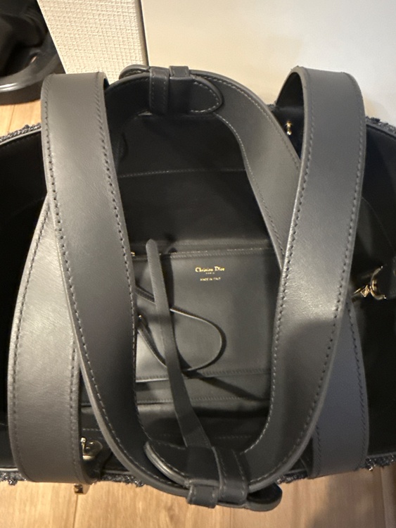 Dior ツイードバッグ（ブランドバッグ）の商品画像 - 査定依頼日：2026年9月5日 - 最高査定価格：100,000円