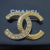 ブローチ（古着・ファッション）の商品画像 - 査定依頼日：2025年12月14日 - 最高査定価格：100,000円