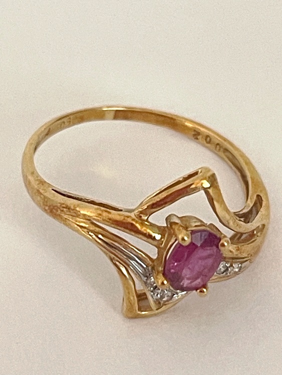 指輪（金・貴金属）の商品画像 - 査定依頼日：2025年9月16日 - 最高査定価格：300,000円