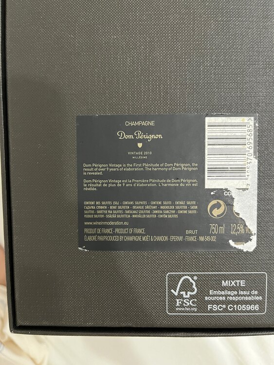 シャンパン ドン・ペリニヨン （お酒）の商品画像 - 査定依頼日：2025年4月25日 - 最高査定価格：19,000円