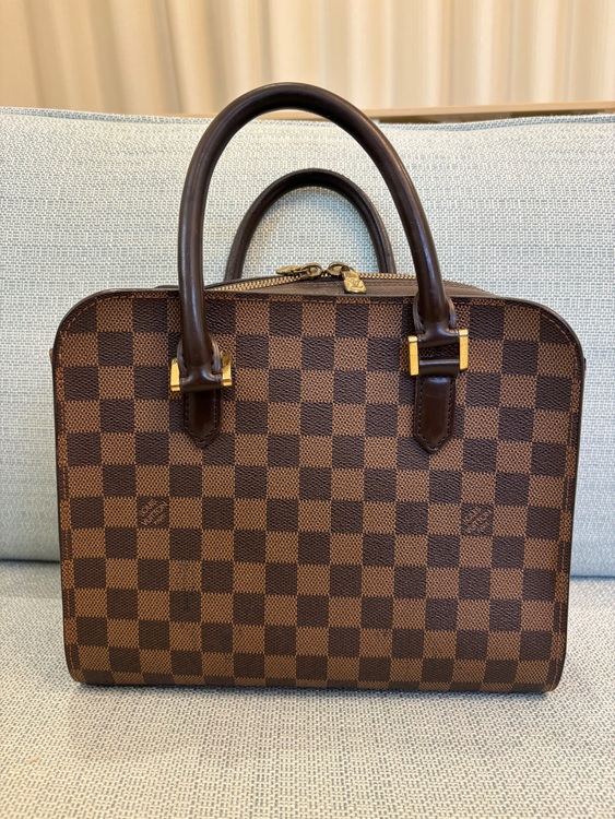 ダミエ トリアナ レザー ハンドバッグ 0821ba230-9M（ブランドバッグ）の商品画像 - 査定依頼日：2025年9月17日 - 最高査定価格：100,000円