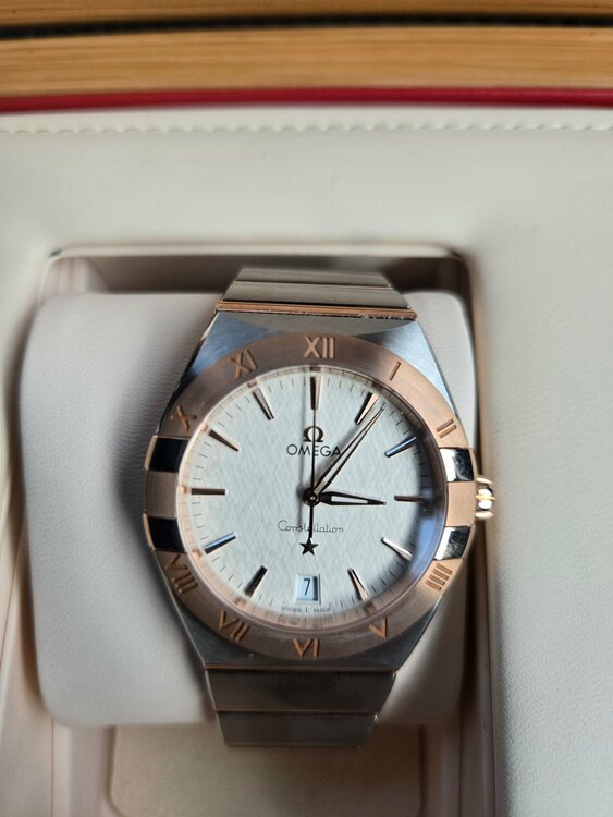 オメガ　コンステレーション131.20.36.60.02.001 （高級時計）の商品画像 - 査定依頼日：2026年1月14日 - 最高査定価格：900,000円