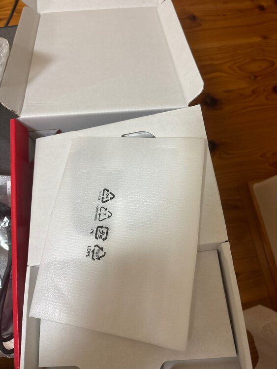 Switch本体（ゲーム機本体・ゲームソフト）の商品画像 - 査定依頼日：2025年5月26日 - 最高査定価格：15,000円