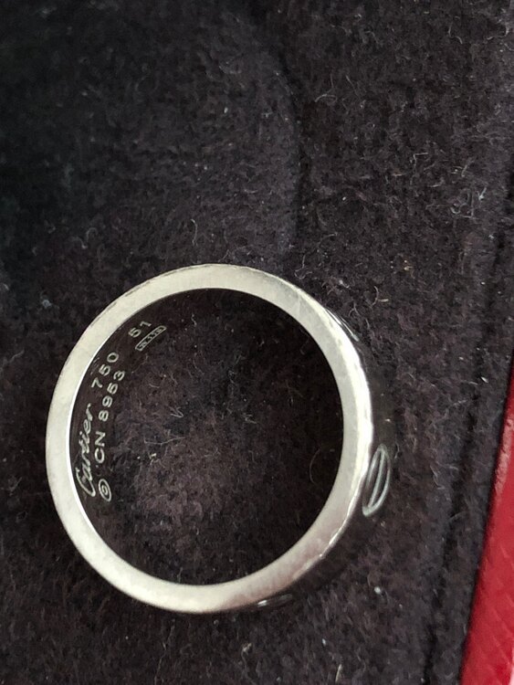 カルティエ その他 カルティエ　ラブリング　750 5（高級時計）の商品画像 - 査定依頼日：2025年5月3日 - 最高査定価格：120,000円