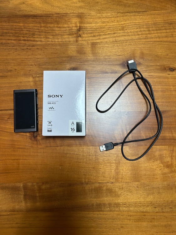 ウォークマン　NW-A55    16GB    グレイッシュブラック（オーディオ・スピーカー）の商品画像 - 査定依頼日：2026年4月12日 - 最高査定価格：7,100円