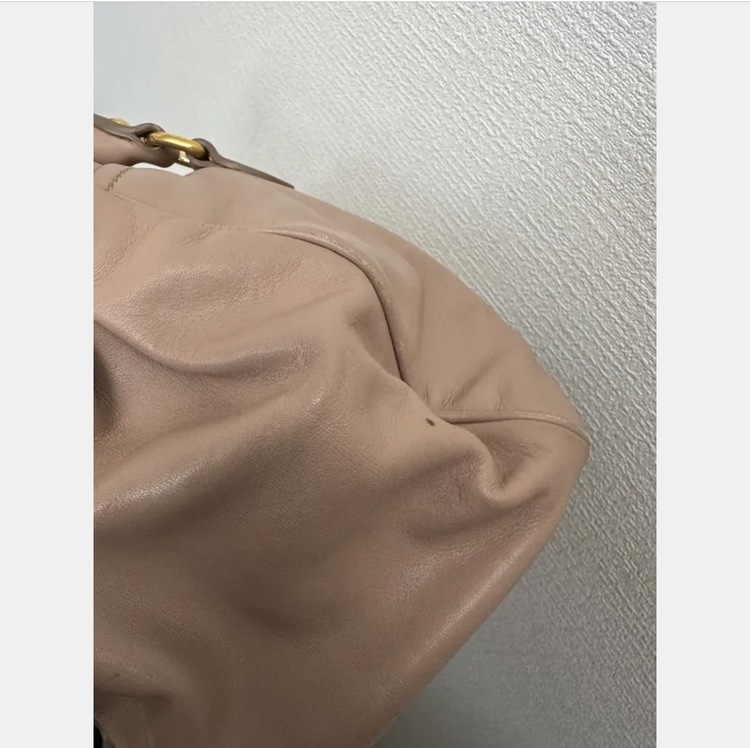 ミュウミュウバック（ブランドバッグ）の商品画像 - 査定依頼日：2026年10月18日 - 最高査定価格：70,000円