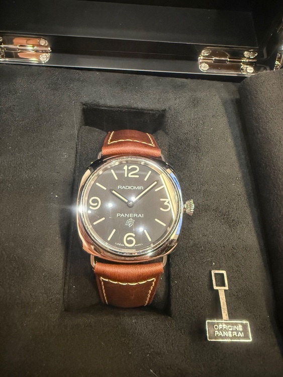 パネライ　ラジオミール（高級時計）の商品画像 - 査定依頼日：2025年12月17日 - 最高査定価格：470,000円
