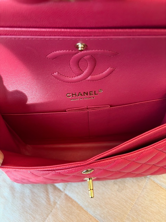 クラシック23 （ブランドバッグ）の商品画像 - 査定依頼日：2025年9月29日 - 最高査定価格：700,000円