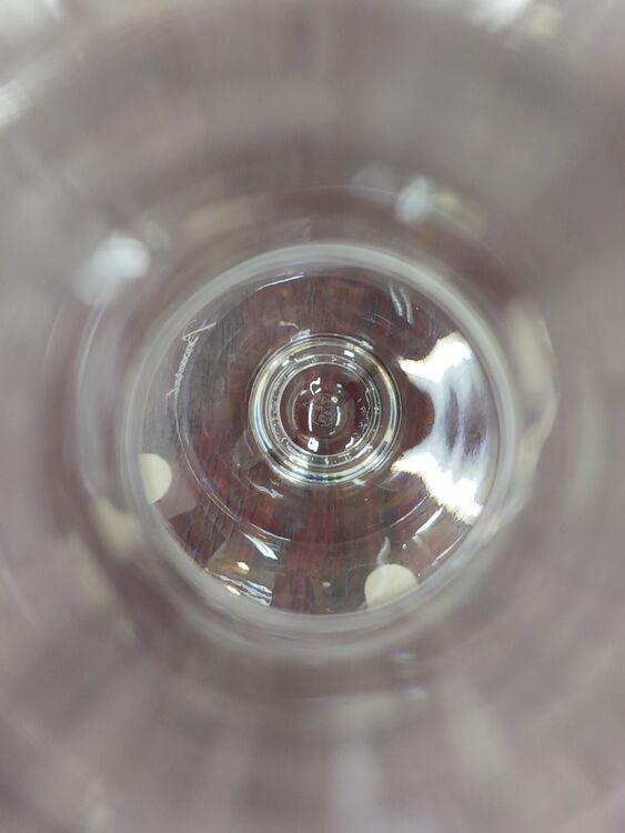 バカラ　デキャンタ　カプリ（食器）の商品画像 - 査定依頼日：2025年8月21日 - 最高査定価格：15,000円