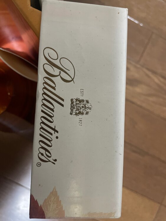 ウイスキー バランタイン （お酒）の商品画像 - 査定依頼日：2025年3月30日 - 最高査定価格：6,500円