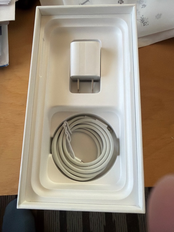 iPhoneXS 64GB docomo（スマホ）の商品画像 - 査定依頼日：2026年4月5日 - 最高査定価格：15,000円