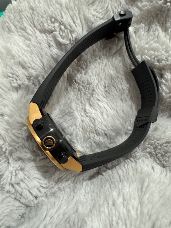 タグホイヤー カレラ （高級時計）の商品画像 - 査定依頼日：2026年3月16日 - 最高査定価格：1,260,000円