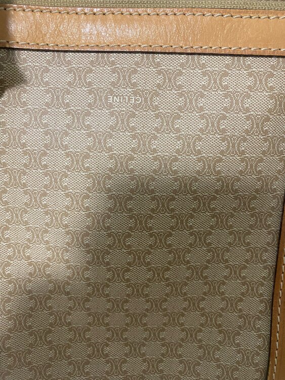 マカダム ハンドバック ミニボストン（ブランドバッグ）の商品画像 - 査定依頼日：2025年5月27日 - 最高査定価格：13,000円