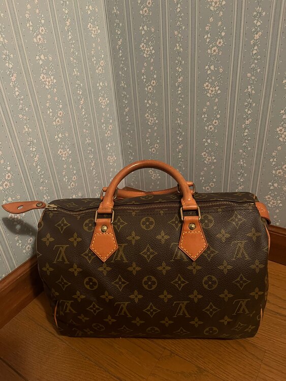 30（ブランドバッグ）の商品画像 - 査定依頼日：2025年1月12日 - 最高査定価格：25,000円