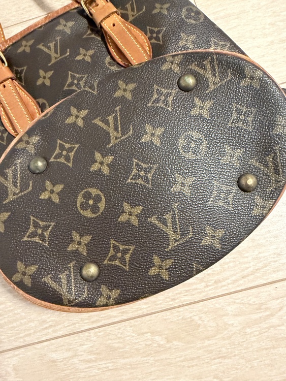 モノグラム バケットPM（プチ・バケット）」（ブランドバッグ）の商品画像 - 査定依頼日：2026年4月15日 - 最高査定価格：23,000円