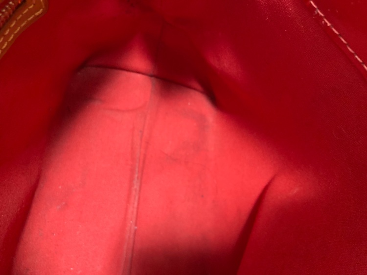 リードPM（ブランドバッグ）の商品画像 - 査定依頼日：2025年9月5日 - 最高査定価格：30,000円