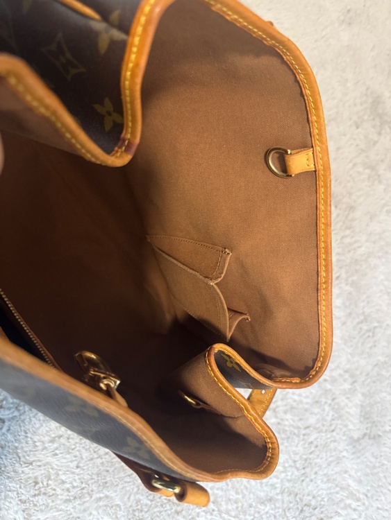 不明（ブランドバッグ）の商品画像 - 査定依頼日：2026年2月21日 - 最高査定価格：140,000円