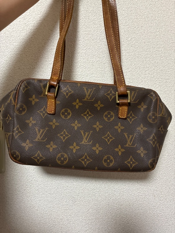 ルイヴィトン モノグラム （ブランドバッグ）の商品画像 - 査定依頼日：2026年3月21日 - 最高査定価格：25,000円