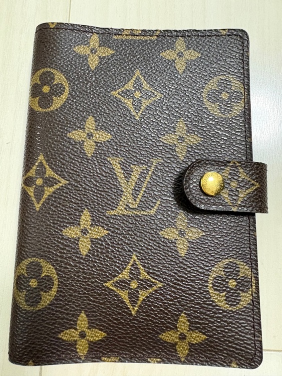 手帳カバー　 R20005 アジェンダ PM（ブランド財布・小物）の商品画像 - 査定依頼日：2026年2月23日 - 最高査定価格：13,000円