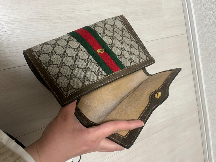 セカンドバッグ（ブランドバッグ）の商品画像 - 査定依頼日：2025年3月5日 - 最高査定価格：10,000円