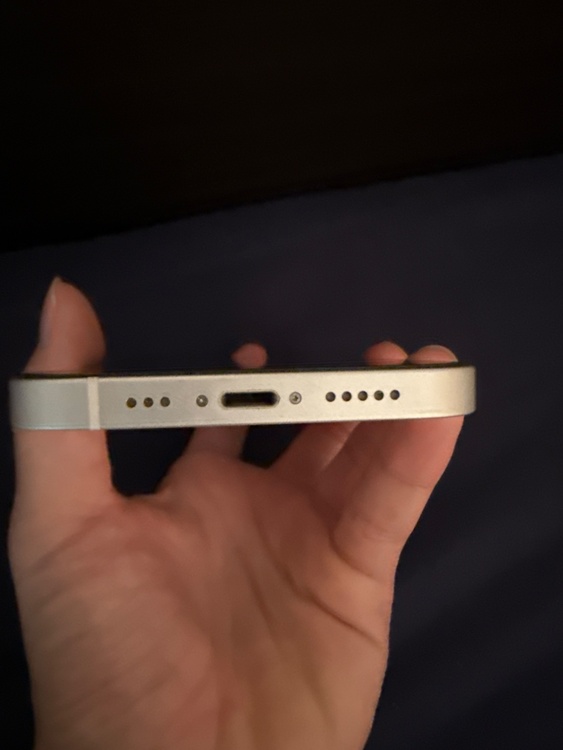 iPhone 12 64GB SIMフリー（スマホ）の商品画像 - 査定依頼日：2026年3月19日 - 最高査定価格：24,000円