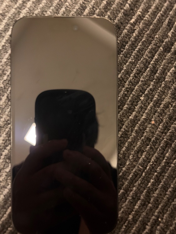 iPhone iPhone 14 Pro 128GB docomo（スマホ）の商品画像 - 査定依頼日：2026年8月29日 - 最高査定価格：70,000円
