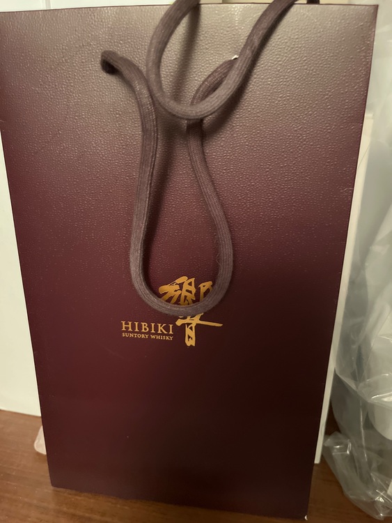 ウイスキー サントリー響 （お酒）の商品画像 - 査定依頼日：2025年6月29日 - 最高査定価格：55,000円