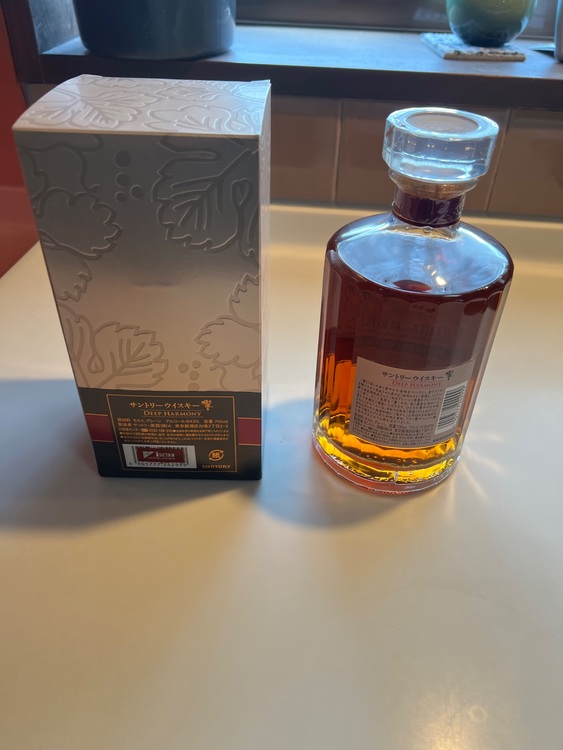 響　ディープハーモニー（お酒）の商品画像 - 査定依頼日：2025年9月28日 - 最高査定価格：150,000円