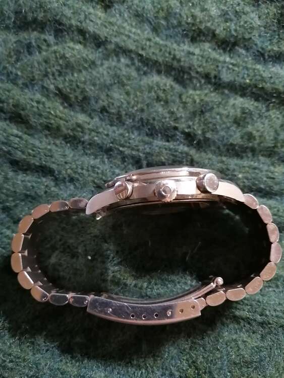 オメガスピードマスター　オートマチック（高級時計）の商品画像 - 査定依頼日：2025年3月21日 - 最高査定価格：370,000円